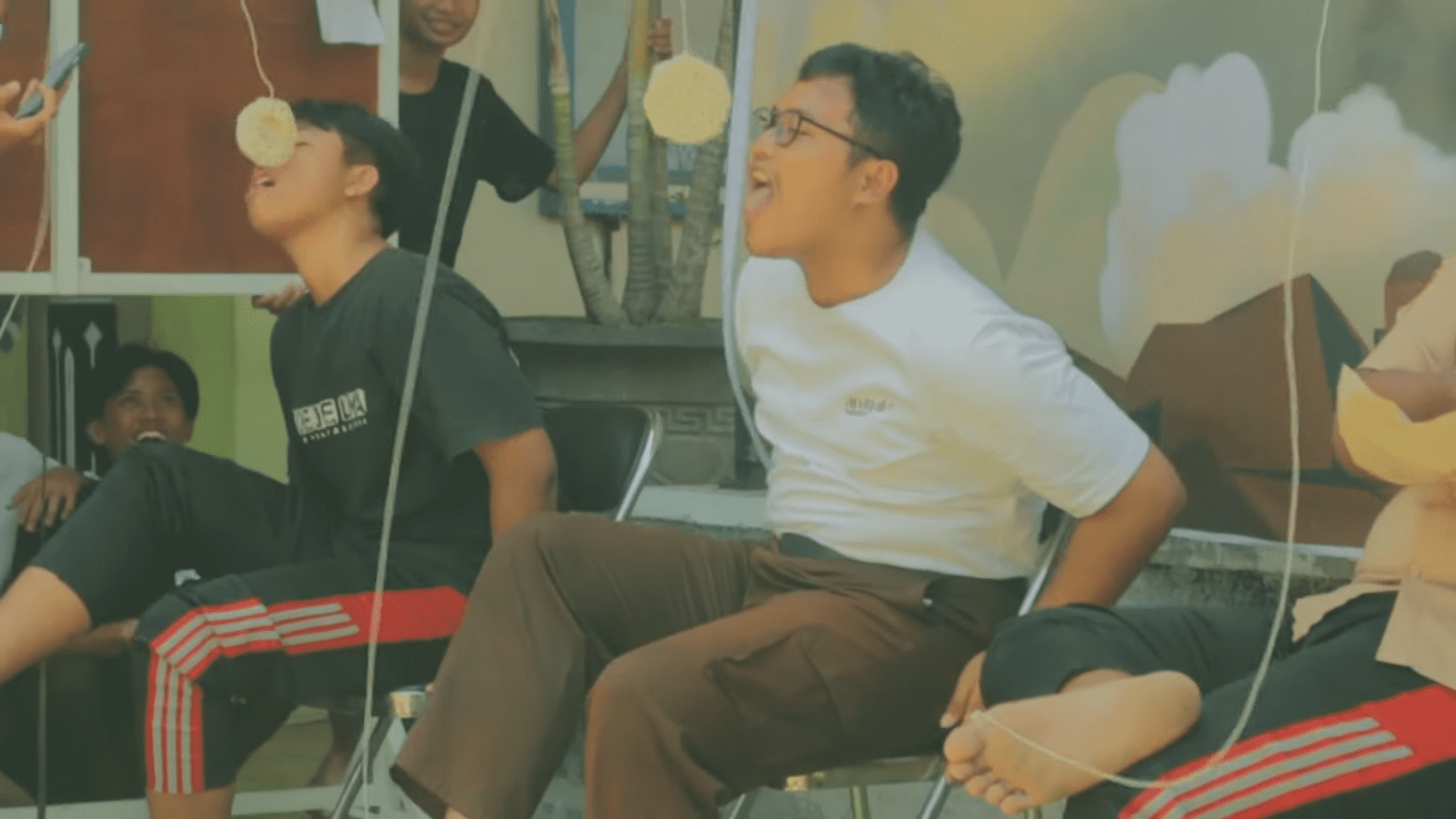 Kerupuk Ikat Jempol
